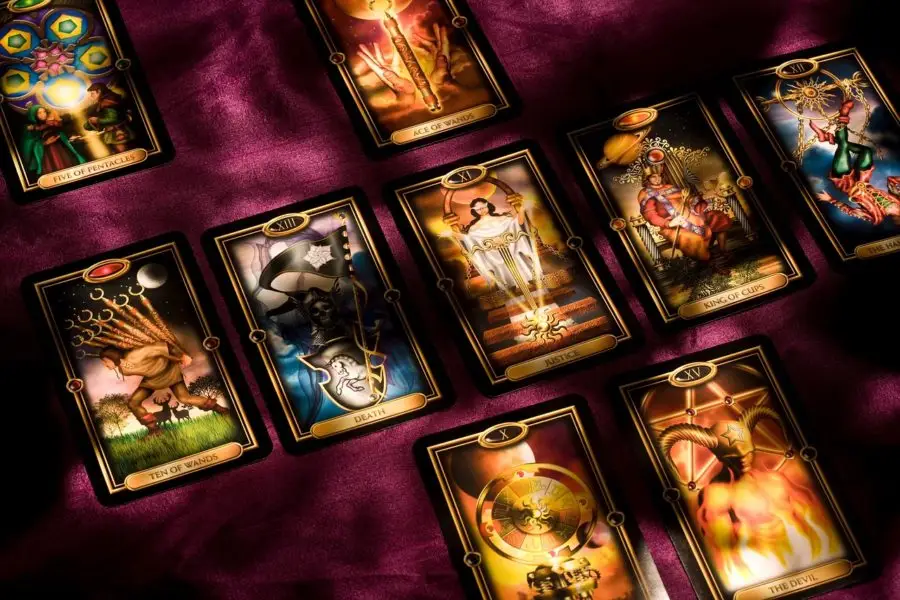 New relationship tarot spread